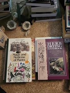 Lot Of 4 Herb Books - Imagen 1 de 4