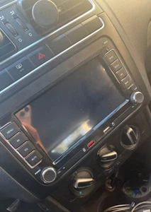 VW Polo 2009 - 2014 Carplay Radio Headunit Car Stereo + BLUETOOTH / EASY FITTING - Picture 1 of 14
