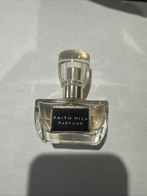 Faith Hill Para Mujer EDT Perfume Spray 0.5 OZ/15 ml Original Clásico Sin Caja Foto 1 de 4