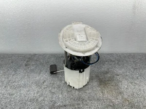 CHRYSLER 300 TOURING 17-19 OEM GAS GASOLINE LEVEL SENSOR FUEL PUMP MOTOR - Picture 1 of 4