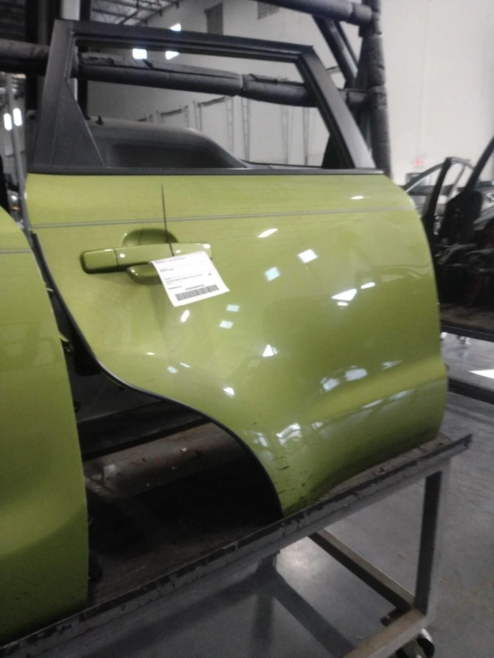 2015 Kia Soul Rear Right Door Green OEM Good Condition 147K Miles - Image 1 of 2