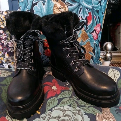 New OSPREY London Ladies Black Leather THE BUDAPEST Faux Fur Lined Boots 40/UK 7 - Image 1 of 4