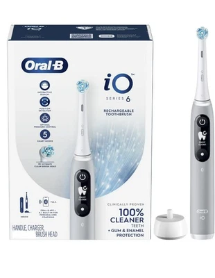 Escova de dentes elétrica Oral-B IO Series 6 Luxe branca com carregador e 3 cabeças de escova - Imagem 1 de 4