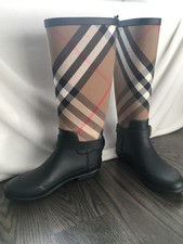burberry rain boots womens gold