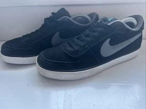 Nike SB Dunk Low ‘Black Uk Size 8 - Picture 1 of 9