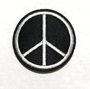PEACE SIGN iron-on patch WOODSTOCK SUMMER OF LOVE black EMBROIDERED APPLIQUE - Picture 1 of 1
