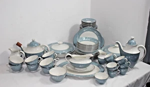AS NEW Royal Doulton Dinner, Tea and Coffee Service - Picture 1 of 28