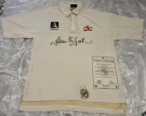 Glenn McGrath Signed Cricket Australia Test Match Shirt Alan Border Medal 2000 L - Foto 1 di 24