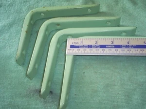 SHELF BRACKETS, STEEL, 5" X 6" ( 125 X 150 ) IN GREEN 4 PIECES - Picture 1 of 5