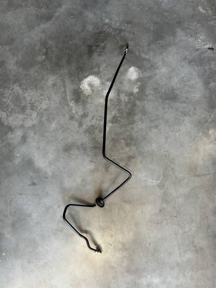 Tubo de freno delantero izquierdo Toyota Sienna 2011-2020 OEM línea de módulo ABS a Calipe Foto 1 de 1