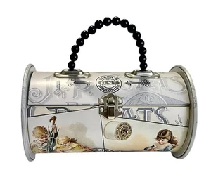 Abrigos y Clark J & P Abrigos Cartera de Metal Mango Superior Carrete de Hilo en Forma de Novedad - Imagen 1 de 9