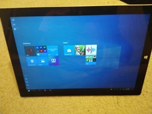 Microsoft Surface Pro 3 256GB i7 4650U 8GB RAM, Wi-Fi, 12 inch - Silver, READ - Picture 1 of 8