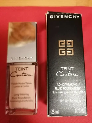 Long Wearing Fluid Fondation 25ml Givenchy SpF 20 PA++Illuminating & Comfortable - Bild 1 von 4