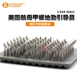  OrangeHobby 1/350 U.S. Navy Aircraft Handling Officers of Flight Deck - Picture 1 of 9