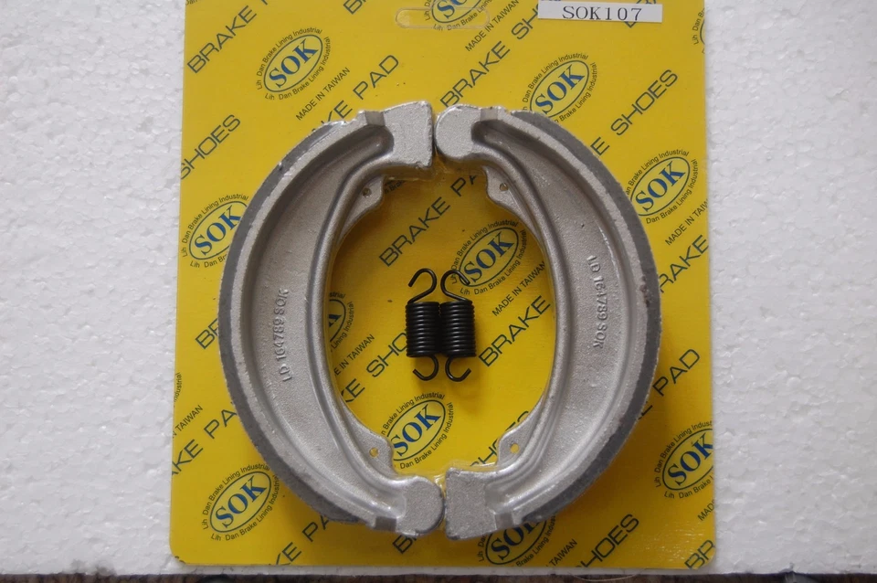 REAR BRAKE SHOES+Springs fit HONDA SL 175 Motosport 1970-1972 SL175 SL175K1 - Image 1 of 1