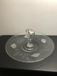 Vintage Serving plate w/ handle & etched Flowers 10" across *SP8 - Picture 1 of 9
