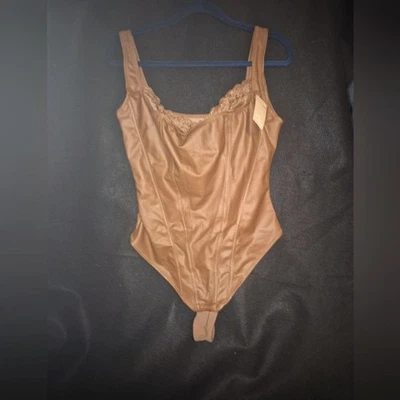 Body Popilush Shapewear couro sintético renda balconette escultura XXL - Imagem 1 de 4