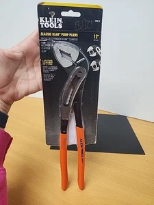 Brand New - Klein Tools D505-12 Classic Klaw Pump Pliers, 12-Inch - Picture 1 of 4
