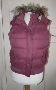 SIZE 14 FAT FACE MAROON PADDED GILET WITH FAUX FUR TRIMMED HOOD - Picture 1 of 6