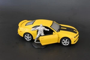 Painted Car 35mm Scatter Terrain Batman Miniature Game - Picture 1 of 2