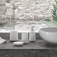 Set accessori bagno da appoggio in ceramica Bianca Gedy linea Marika