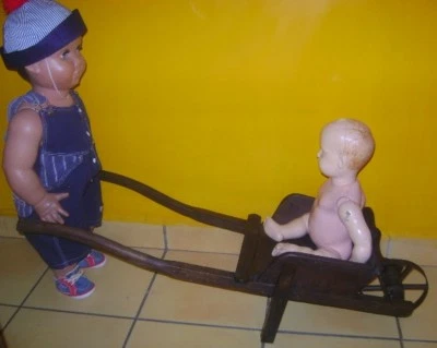 ANCIEN JOUET BROUETTE BOIS ET MÉTAL  1900/25  - Photo 1/4