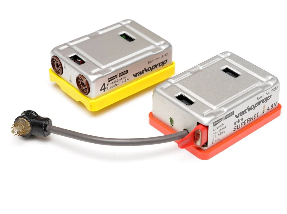Graupner | Grundig varioprop Empfänger Grundbaustein und 4 Kanal Servo-Baustein - Bild 1 von 1