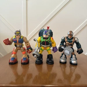3 Rescue Heroes Cliff Hanger Rock Miner Jake Justice Actionfiguren verbunden - Bild 1 von 8