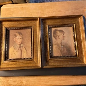 Retratos en marcos de Peter & Charlotte Country Manor Bell & Garrett - Imagen 1 de 10