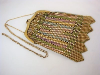 Bolso de malla WHITING DAVIS de 1920 esmalte pastel broche de empuje marco cadena larga Foto 1 de 4