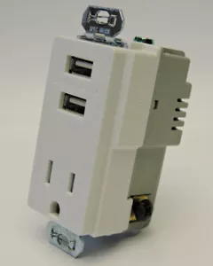 Pass & Seymour Dual 2.1A USB 5 VDC Charger + 15A 125V AC Receptacle Wall Outlet* - Picture 1 of 5