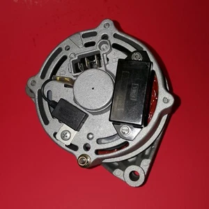 Mercedes Benz 500SEL 1984 to 1985 5.0L Engine Alternator - Picture 1 of 6