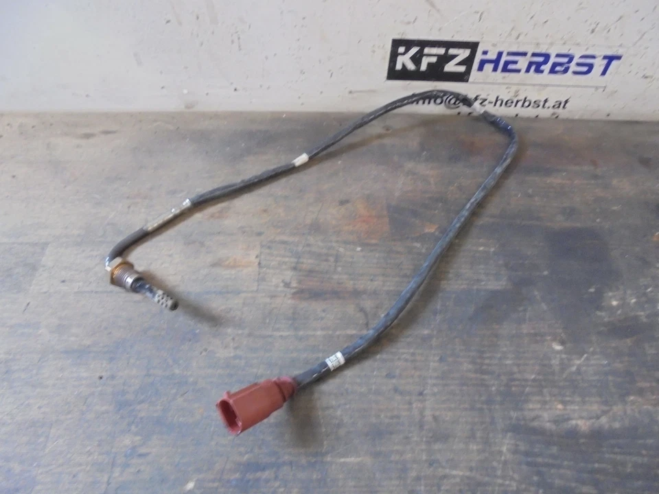 Sensor Skoda Superb II 3T Auspuffsonde 03L906088AJ 1.6TDi 77kW CAY CAYC 129956 - Imagen 1 de 1