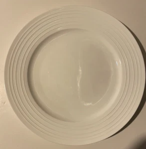 Mikasa Swirl Bone China 11 inch Dinner Plate - Picture 1 of 3