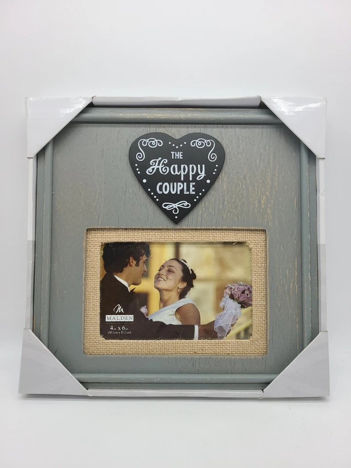 Marco de fotos de madera Malden The Happy Couple boda nuevo en paquete contiene foto de 4x6 Foto 1 de 4