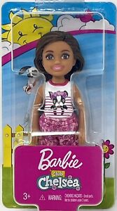 Barbie Mattel Club poupée Chelsea brunette carlin chemise chiot 5 1/2"" NEUF
