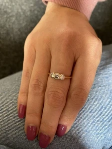 Vintage 18ct Gold Diamond Trilogy Ring - Picture 1 of 4