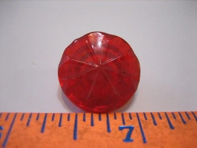 Vintage 11/16" Red Glass Button, Scallop Edge, Faceted Pie Cuts - PP24 - Image 1 of 4