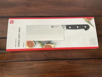 ZWILLING J.A. HENCKELS Zwilling Pro 7” Chinese Chef's Knife / Vegetable Cleaver 38419-183