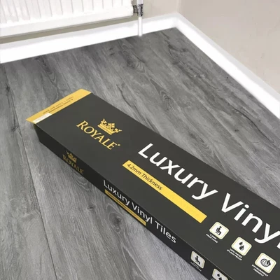 GRAND DESIGN Luxury Vinyl Click Flooring LVT - Water Resistance - Grey Oak - Plank / Tiles