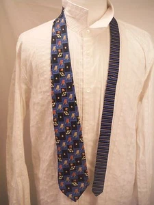 TOMMY HILFIGER Mens Silk Wide Neck Tie Blue & Black with Beach Nautical Theme - Picture 1 of 3