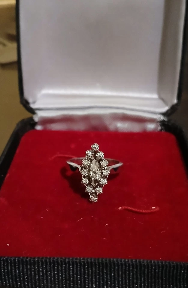 Ancienne Bague or 18 carats et Diamant 4,16 gr - Photo 1/4