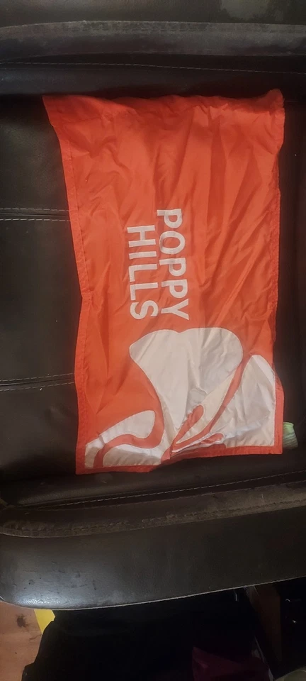 Bandera de golf vintage “Poppy Hills” en Pebble Beach campo NARANJA usada PGA rara!⛳️ Foto 1 de 4