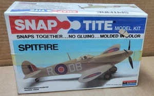 Monogram Spitfire Issued 1975 Snap Tite 1:64 Model Kit 1003 - Picture 1 of 6