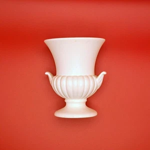 Wedgwood 3.5" MOONSTONE Matte White Miniature Bud Vase (England c 1970s) - Picture 1 of 11