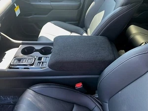 Auto Console Covers- Console Cover Fits Honda Pilot 2023-2025 Fleece Material - Picture 1 of 33
