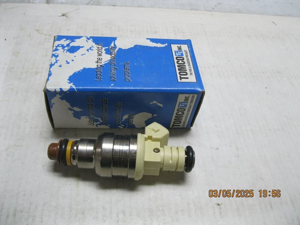 Tomco 15572 Fuel Injector - Image 1 of 4