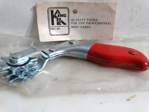 Automotive Polishing Buffing Buffer Pad Cleaning Spur Tool - Picture 1 of 3