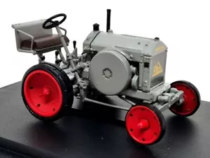 Hatchette 1/43 Scale - Deutz MTZ 120 1929 Grey Diecast & Plastic model tractor - Picture 1 of 2