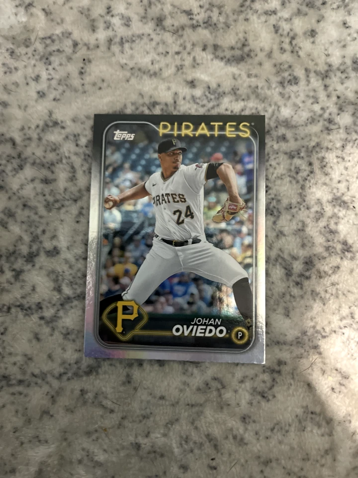 Topps Baseball 2024 Johan Oviedo Pittsburgh Pirates Pitcher - 1 Card - Image 1 of 1